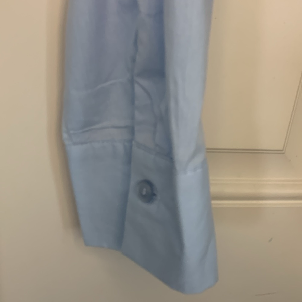 Cropped Button Down - Picture 2 of 4